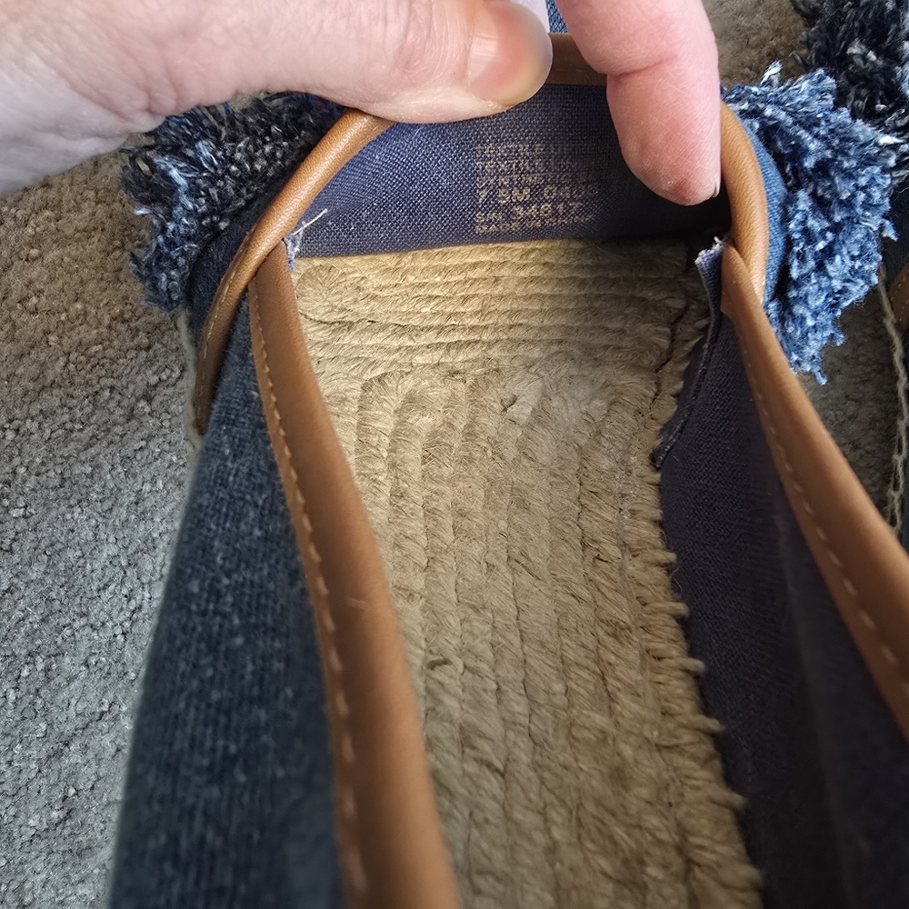 Tory Burch Navy Blue Denim Shaw Fringe Espadrille Flats Size 7.5 - Picture 11 of 12